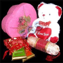gift Valentine Hamper